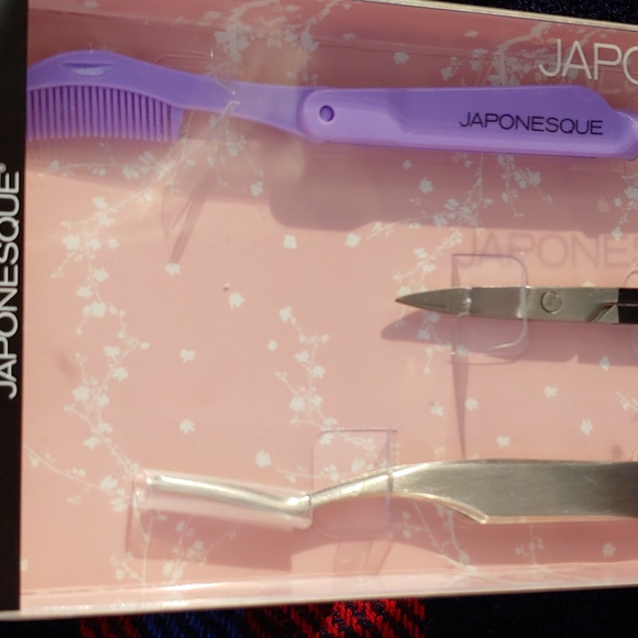Lash & Brow Grooming Kit by Japonesque - Picture 6 of 9